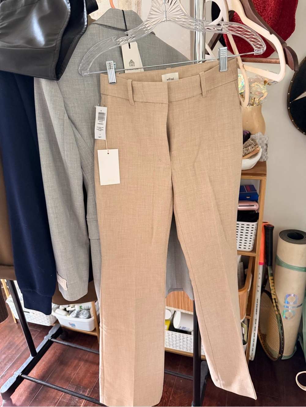 Aritzia Wilfred High Rise Flare Beige Cabaret Pants - Picture 4 of 5